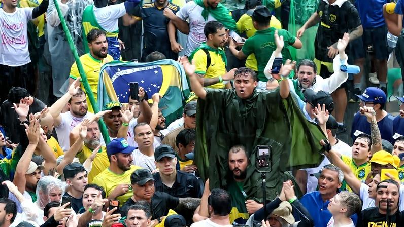 Ato liderado por Nikolas Ferreira, em Brasília, em 25 de janeiro de 2026. Foto: Sergio Lima/AFP