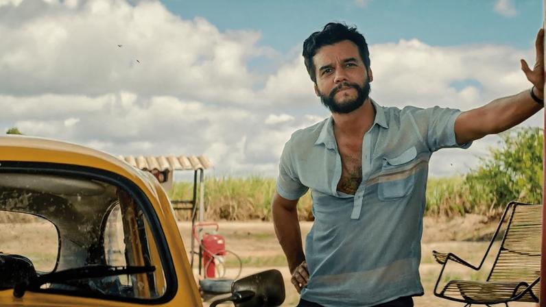 Ruídos. Um vídeo de Wagner Moura, astro da produção independente O Agente Secreto, expôs o racha entre os artistas, base importante do governo – Imagem: CinemaScópio/Vitrine Filmes