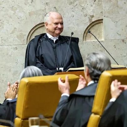 Fachin encerra conversa com ministros em meio à crise do Caso Master