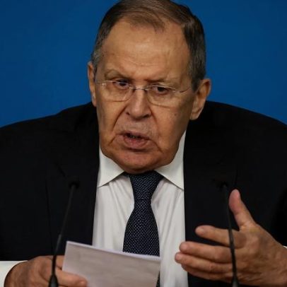 Moscou: EUA devem liberar tripulação russa de navio-tanque ligado à Venezuela