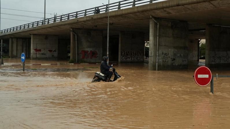 Torrential rains hit Tunis