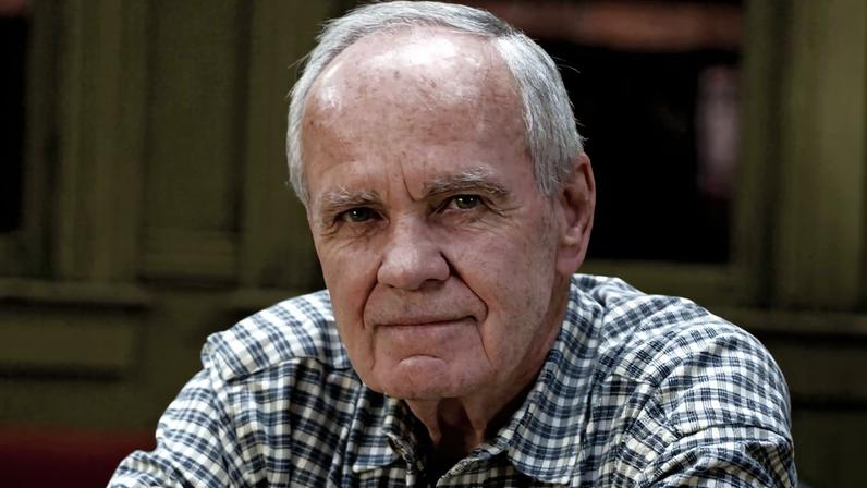 Estilo inimitável. McCarthy teve várias obras adaptadas para o cinema. A mais conhecida delas é Onde os Fracos Não Têm Vez (abaixo), de 2007 – Imagem: Miramax Films/Paramount Classics e Redes Sociais