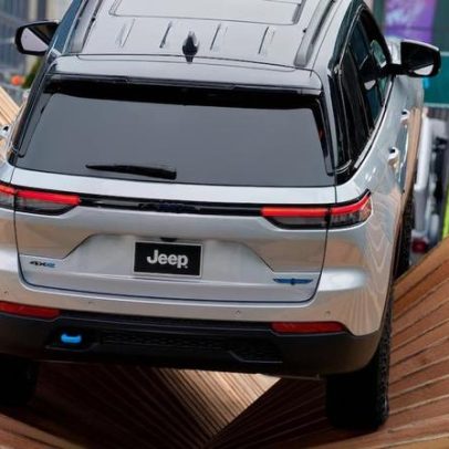 Jeep reduz preços e simplifica linha para retomar mercado nos EUA