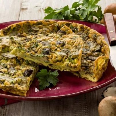 Omelete de forno: 5 opções leves e ricas em proteínas para o almoço