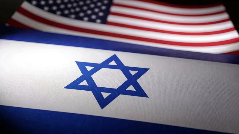Israeli and U.S. flags are seen in this illustration taken, April 24, 2024. REUTERS/Dado Ruvic/Illustration