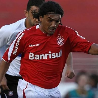 Campeão mundial pelo Inter foi agredido por policiais após jogo no Paraná