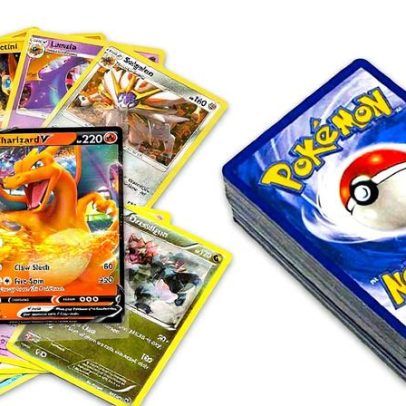Pacote de cartas Pokémon com mais de 50 cartas por menos de US$10 na Amazon