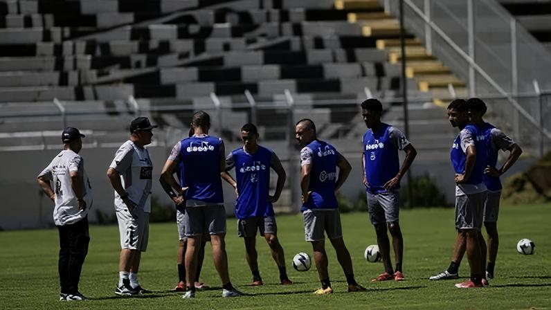 Treino da Ponte Preta para o Paulistão de 2026