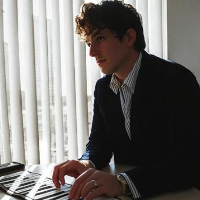 Charlie Puth se oferece para cantar o Hino no Super Bowl e garante apresentação
