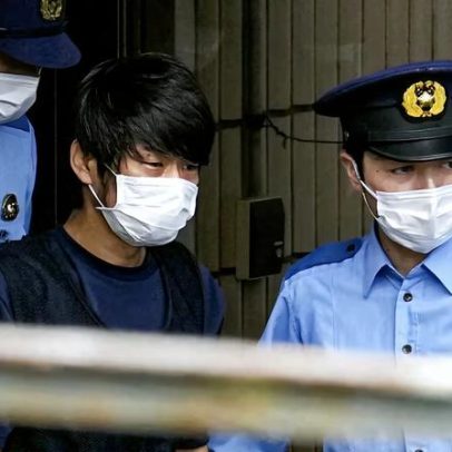 Assassino de Shinzo Abe é condenado à prisão perpétua