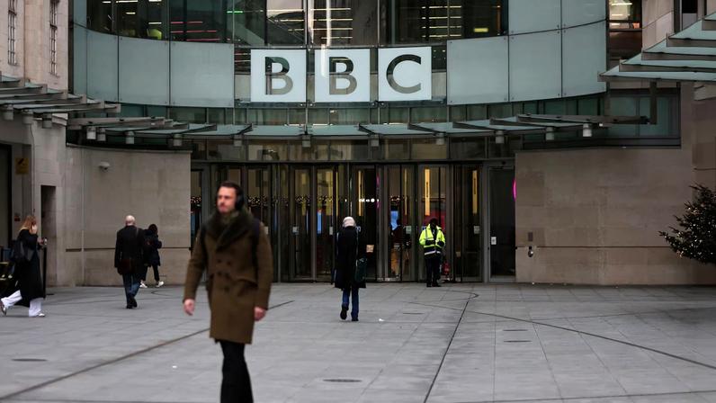 BBC busca que ação de Trump de US$10 bilhões seja negada