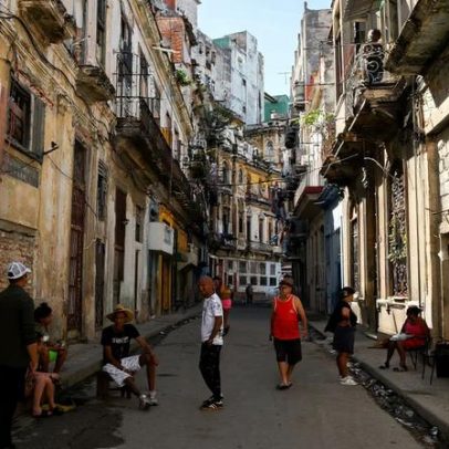 Trump diz que Cuba ficará falhando em breve