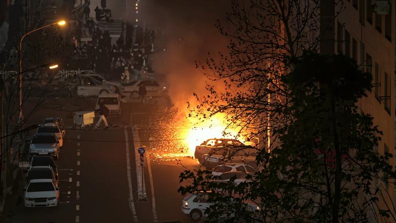 Autoridade diz que cerca de 2.000 mortos em protestos no Irã