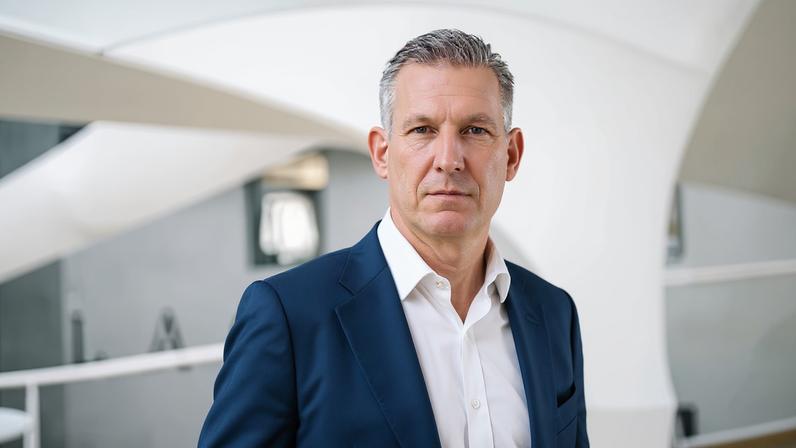 Recall mundial de fórmula infantil desafia renovação do novo CEO da Nestlé