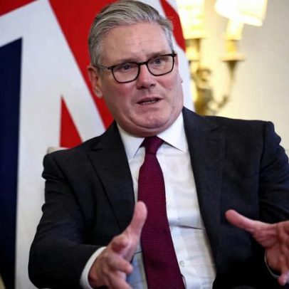 Starmer afirma que tarifas de Trump sobre aliados por Groenlândia são incorretas