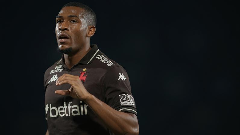 Rayan jogador do Vasco comemora seu gol durante partida contra o Fluminense (Foto: Jorge Rodrigues/AGIF/GazetaPress)