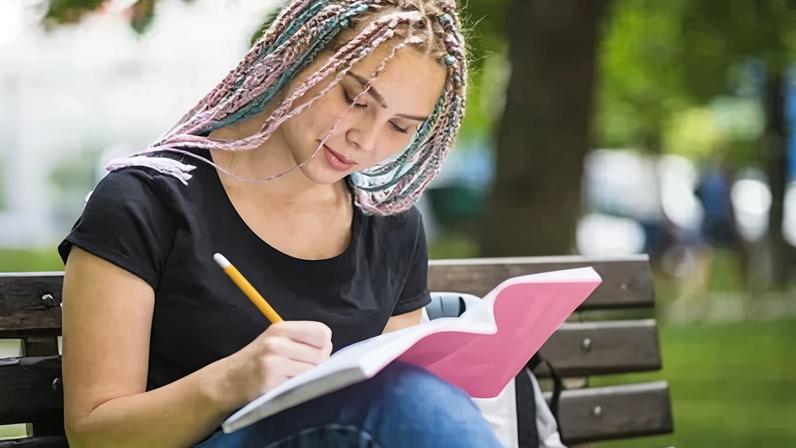 Especialistas dão dicas para escrever redação mais eficaz e falam das tendências de 2026