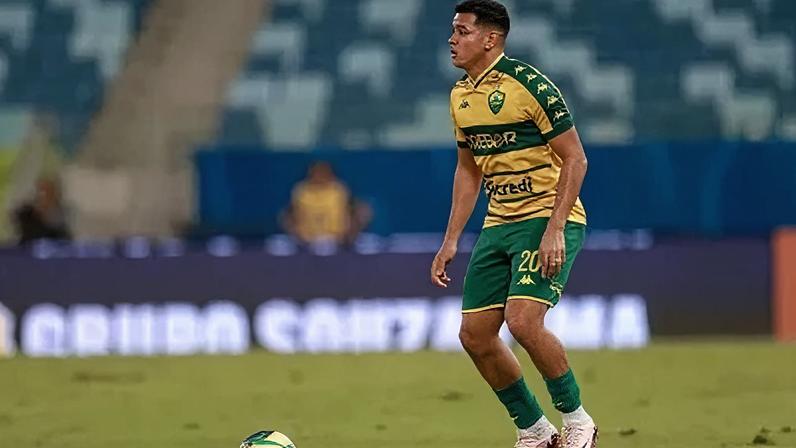 Rikelme é o primeiro jogador formado integralmente na base do Cuiabá a ser vendido
