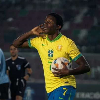 Bahia reage à investida do Corinthians e renova com joia da base