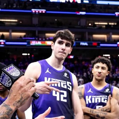 Celtics e Knicks miram troca por jogador dos Kings