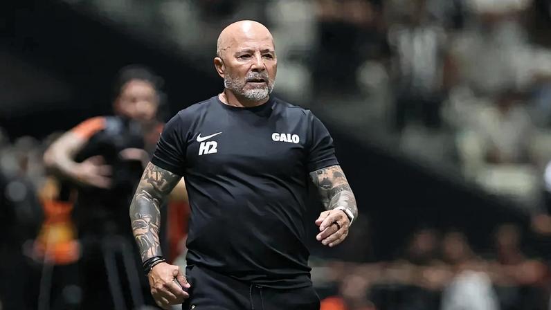 Sampaoli em Atlético x Cruzeiro (Foto: Gilson Lobo: GazetaPress)