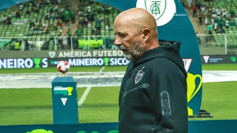 Sampaoli em América e Atlético (Foto: Samuel Ramos / GazetaPress)