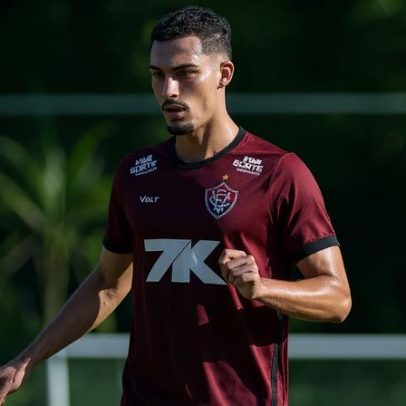 Vitória anuncia contratação de zagueiro da base do Palmeiras