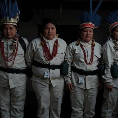 Mulheres indígenas comandam brigada de combate a incêndios no Cerrado brasileiro