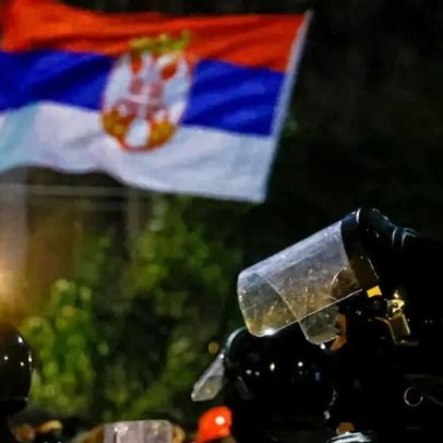 A Sérvia caminha para um possível Maidan