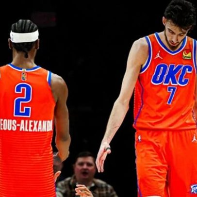 Warriors sinaliza ao Thunder interesse em Giannis Antetokounmpo