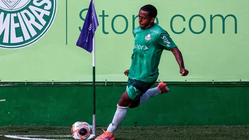 Sorriso, jogador do Palmeiras