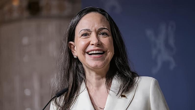 Venezuela: detenção de Maduro em live; Machado quer retornar o quanto antes