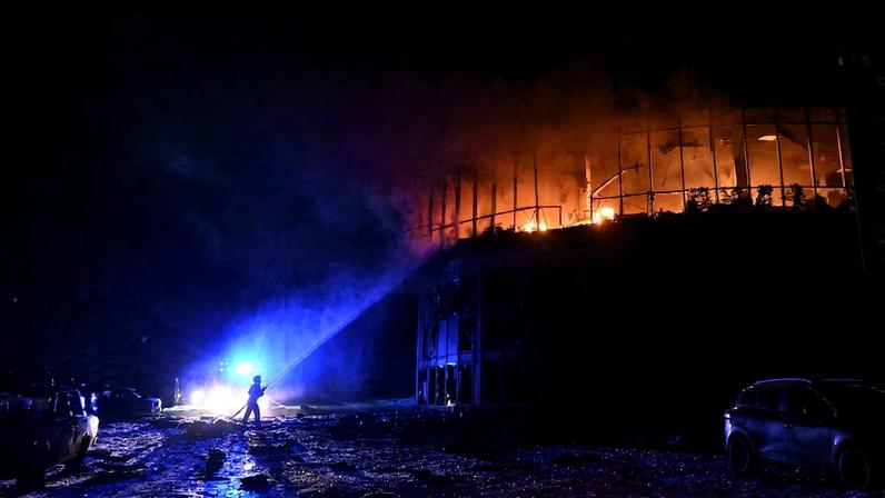 EUA apoiam garantias de segurança à Ucrânia em cúpula de aliados em Paris