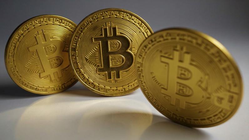 Bitcoin teve queda relevante no fim do ano passado