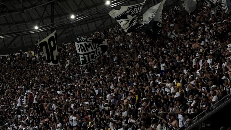 Torcida do Atlético em partida na Arena MRV (Foto: Pedro Souza / Atlético)