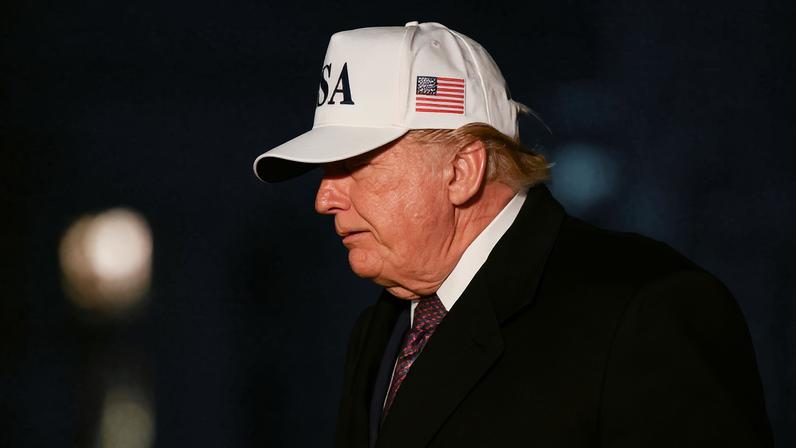 Viagem de Trump a Detroit busca retomar fabricação diante queda de empregos nos EUA