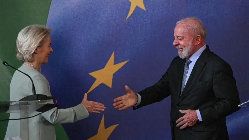 Ursula von der Leyen e Lula, no Rio de Janeiro, em 16 de janeiro de 2026. Foto: Mauro Pimentel/AFP