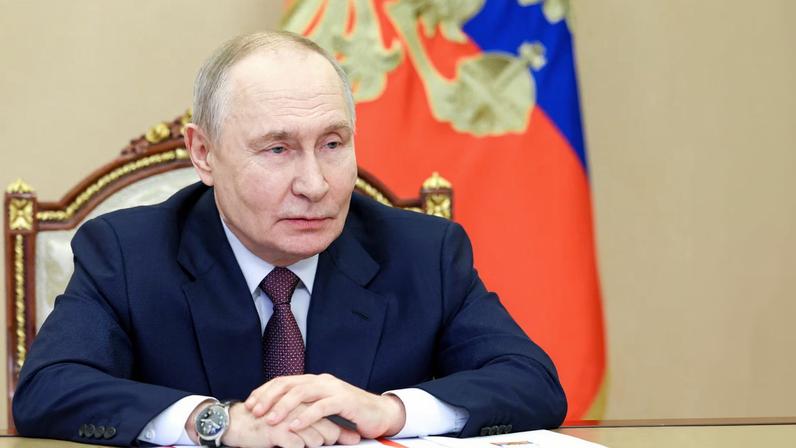 Russia's President Vladimir Putin chairs a meeting with the Security Council's permanent members via a video link in Moscow, Russia, January 21, 2026. Sputnik/Vyacheslav Prokofyev/Pool via REUTERS