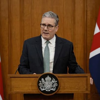 Starmer pede debate calmo sobre Groenlândia após ameaça de tarifas de Trump