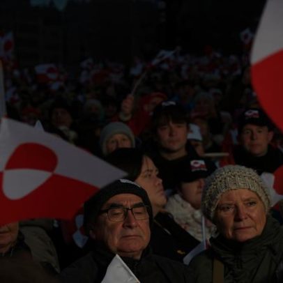 Milhares protestam na Dinamarca contra ameaça de anexar Groenlândia por Trump