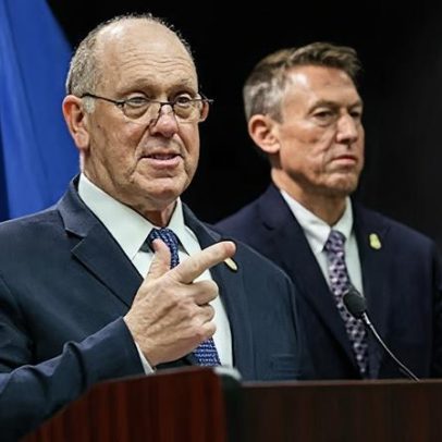 Homan, novo chefe migratório de Trump em Minneapolis, fala de desescalada