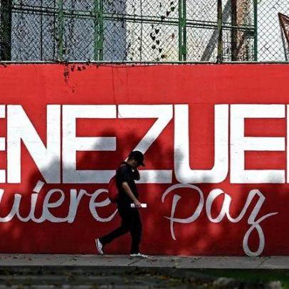 EUA controlam petróleo venezuelano por tempo indeterminado, diz secretário
