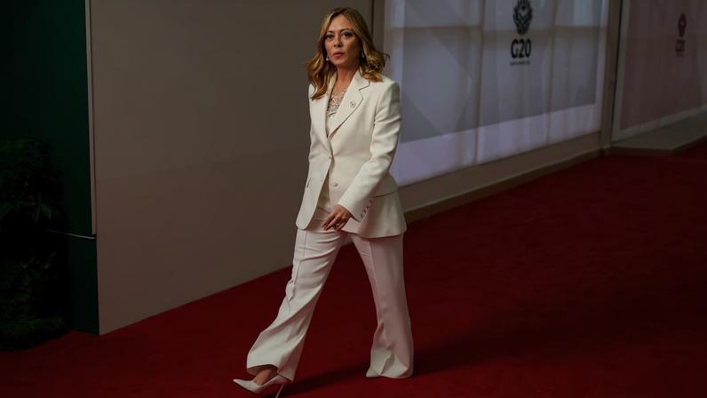 Meloni visita Coreia do Sul para cúpula com o presidente Lee