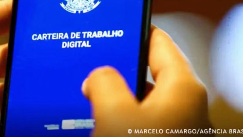 Desemprego atinge 5,5 milhões e tem menor taxa para dezembro