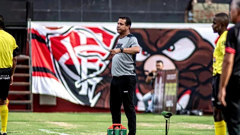 Rodrigo Chagas, treinador do Vitória no Campeonato Baiano (Foto: Victor Ferreira / EC Vitória)