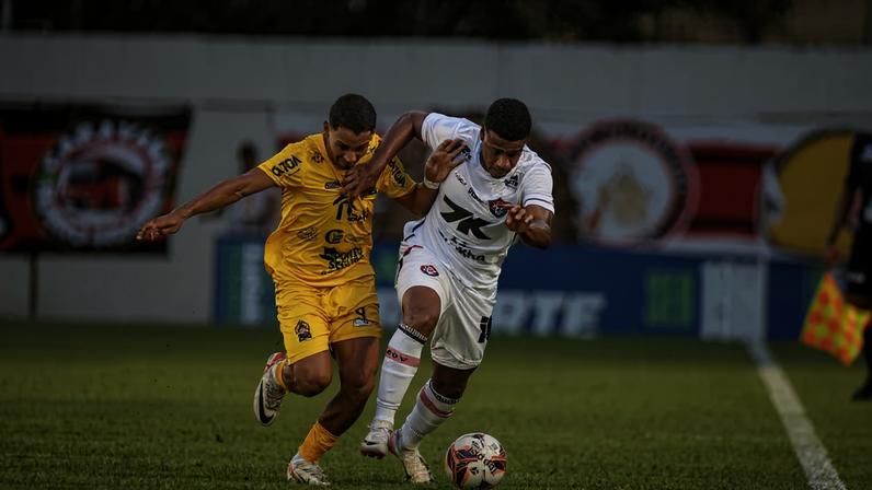 Vitória e Porto se enfrentaram no Agnaldo Bento (Foto: Victor Ferreira / EC Vitória)