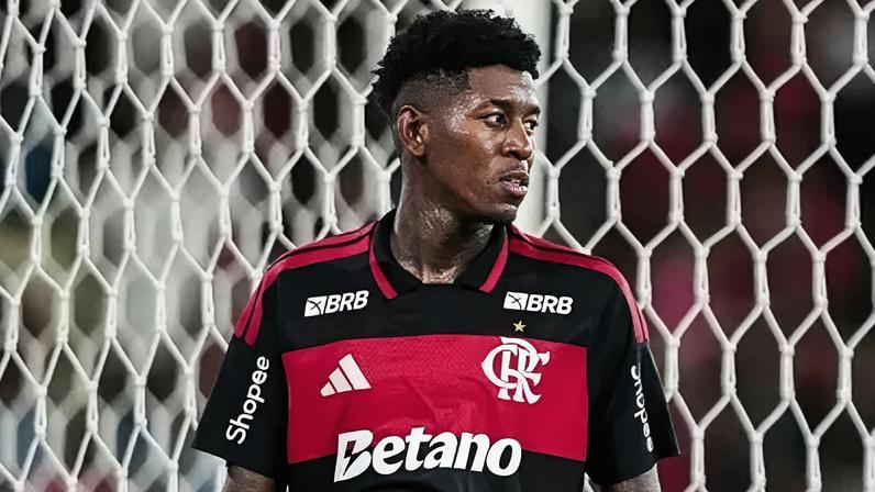 Vitão, zagueiro do Flamengo, na estreia, contra o Vasco, no Maracanã