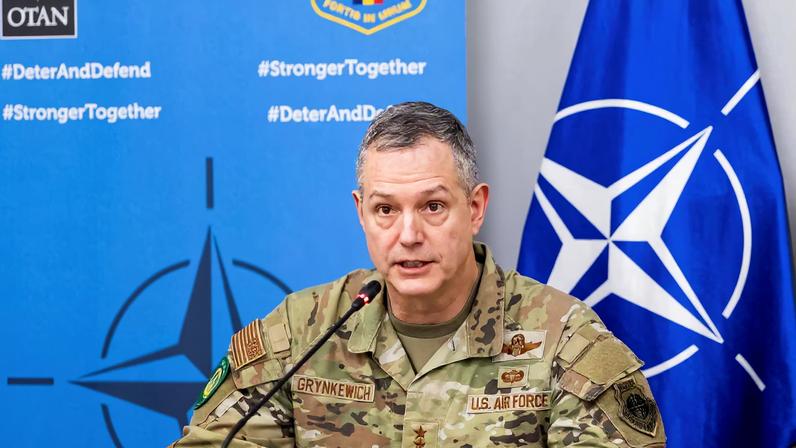 General Alexus Grynkewich, NATO's supreme allied commander Europe visits the Getica training center in Sibiu