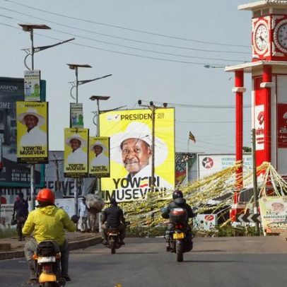 Uganda restaura internet parcialmente após sétimo mandato de presidente idoso