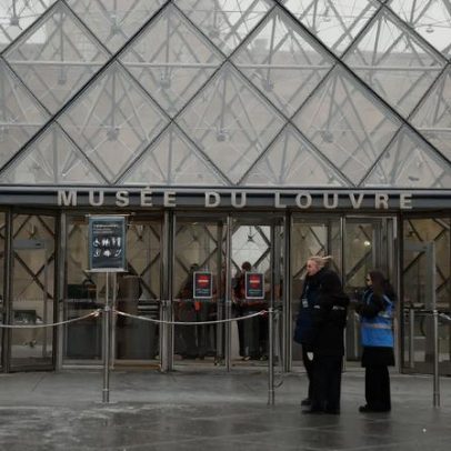 Museu do Louvre, em Paris, fecha nesta segunda-feira por greve